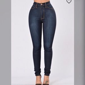 Fashion Nova classic high waist Jeans (W27)
